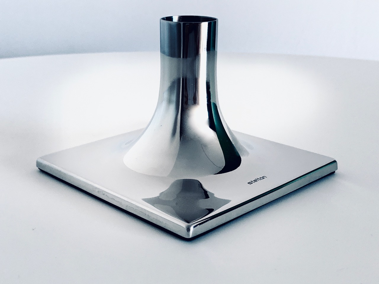 Afbeelding van de Stelton Classic Kandelaar Small die in deze advertentie wordt aangeboden.