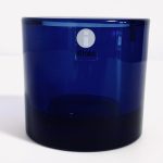 Image de la lampe d'ambiance Iittala kivi ultra marine proposée dans cette annonce.