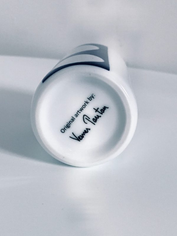 Afbeelding van de Verner Panton Menu melkkan die in deze advertentie wordt aangeboden.
