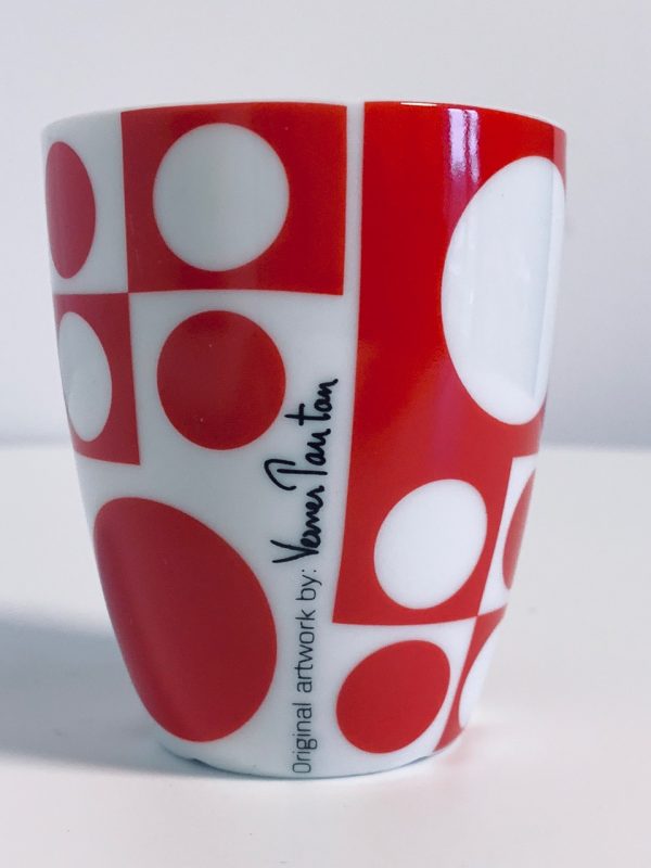Afbeelding van de Verner Panton Menu koffiebeker rood wit 80 ml die in deze advertentie wordt aangeboden.