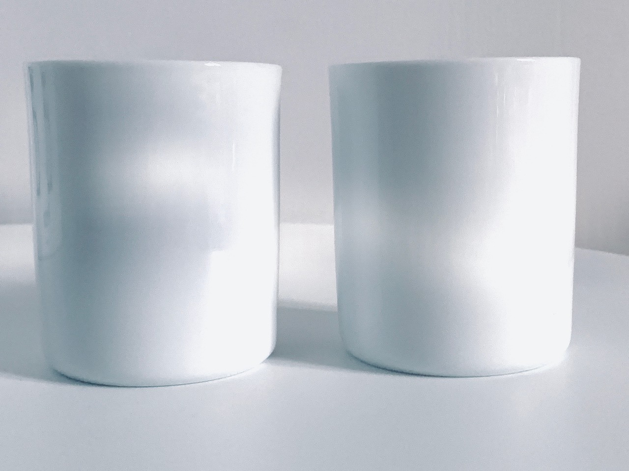 Afbeelding van de Verner Panton Menu koffie bekers die in deze advertentie wordt aangeboden.