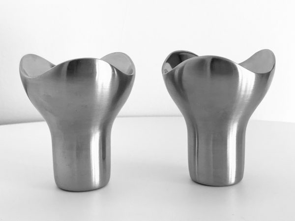 Bild von Georg Jensen Bloom Kerzenhaltern, die in dieser Anzeige angeboten werden.
