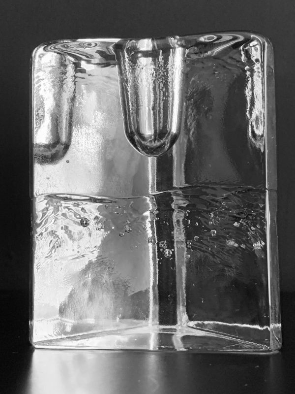 Afbeelding van de achterkant Iittala Arkipelago Kandelaar 90 mm die in deze advertentie wordt aangeboden
