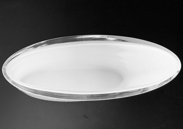 Afbeelding van de binnenkant van de Iittala Tapio Wirkkala Ovalis vaas 245 mm die in deze advertentie wordt aangeboden.