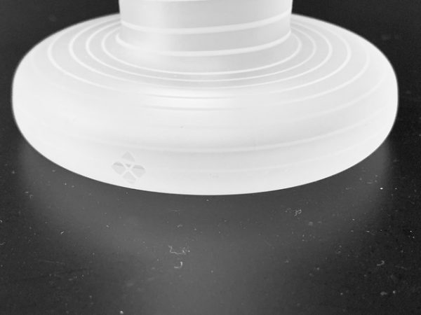 Abbildung des in dieser Anzeige angebotenen Iittala Oiva Tiokka Primo Kerzenhalters.