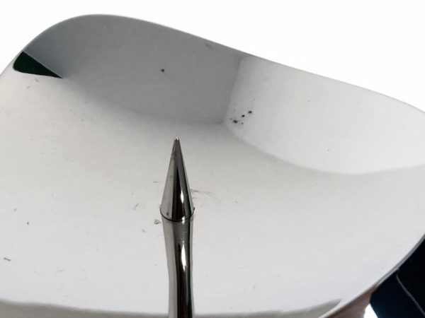 Abbildung des in dieser Anzeige angebotenen Stelton Papilio Uno Blockkerzenhalters in der polierten Edelstahlversion.