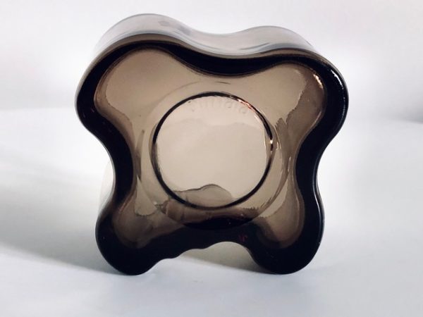 Afbeelding van de Iittala Alvar Aalto waxinelichthouder sand die in deze advertentie wordt aangeboden.
