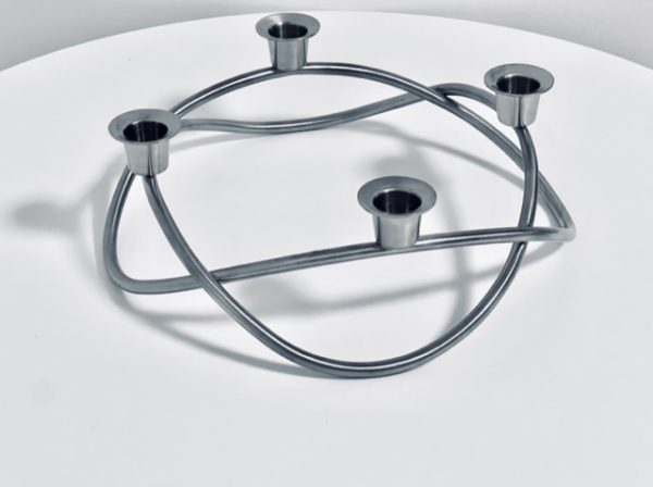 Afbeelding van de Georg Jensen Season kandelaar die in deze advertentie wordt aangeboden.