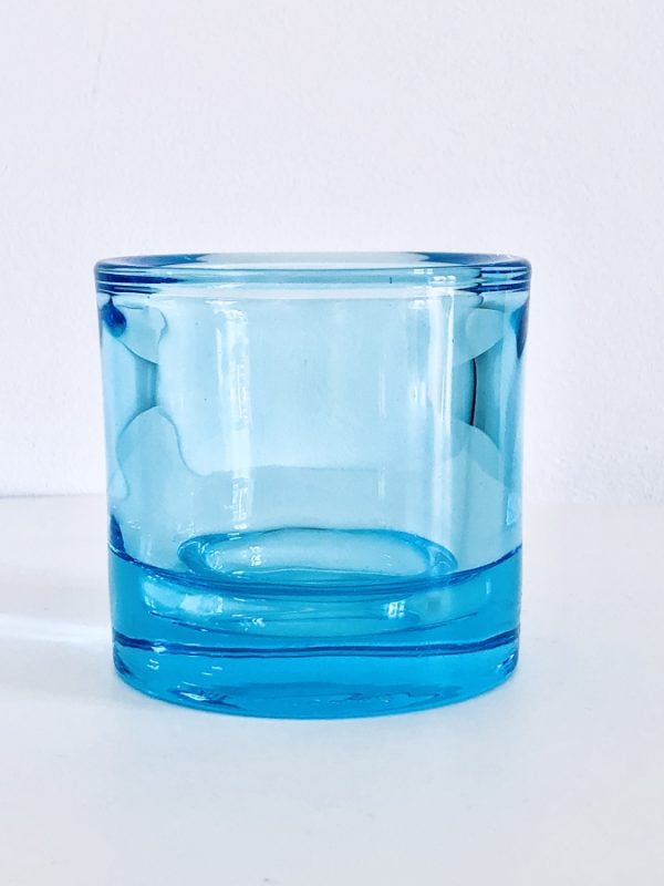 Image of the Iittala Kivi mood light 80mm light blue offered in this advertisement.