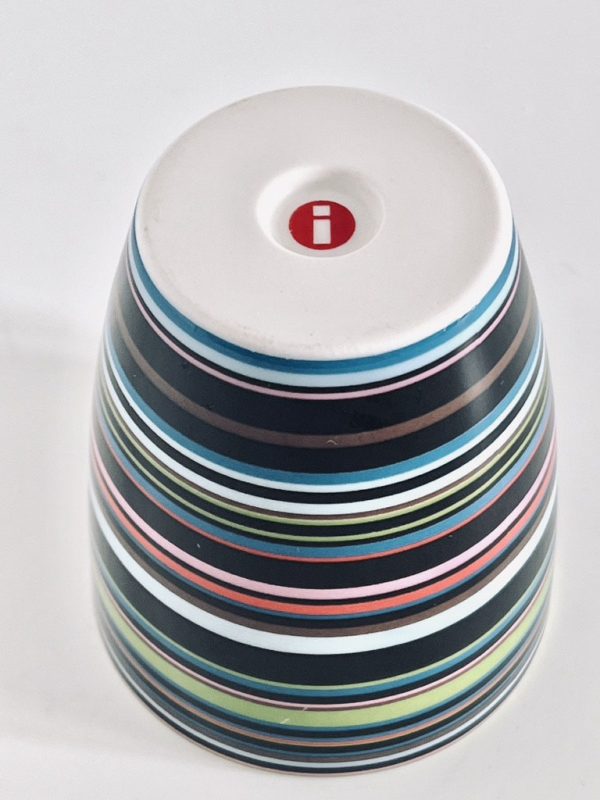 Afbeelding van de Iittala Origo mok blauw 25 cl die in deze advertentie wordt aangeboden.