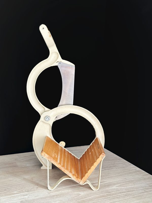 Raadvad broodsnijder beige met gouden letters