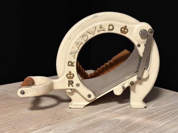 Raadvad broodsnijder beige met gouden letters
