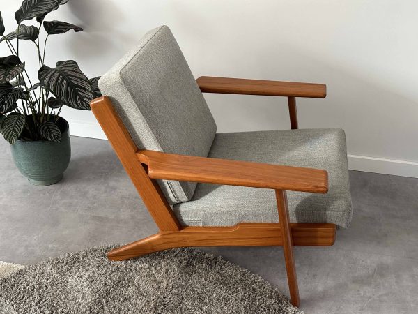Vintage Getama GE290 stoel door Hans J. Wegner
