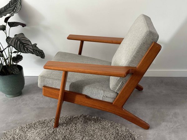 Vintage Getama GE290 stoel door Hans J. Wegner